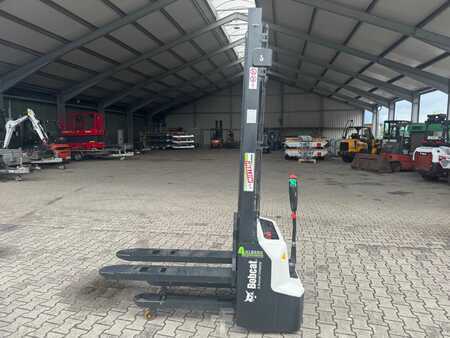 Ruční vysokozdvižný vozík 2025  Bobcat LSM12N-7 i (3)