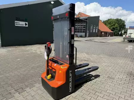 Ledstaplare gå 2026  Noblelift SWB 130 D (5)
