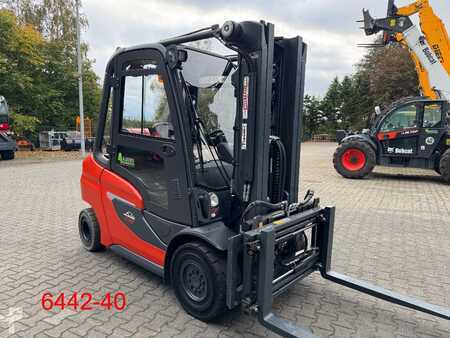 Gázüzemű targoncák 2020  Linde H 35 T 01 (7)