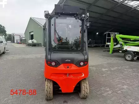 Elektro čtyřkolový VZV 2021  Linde E 50 HL 01 (4)