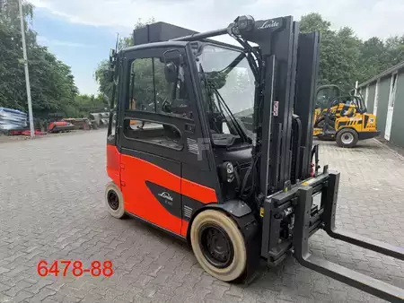 Elektro čtyřkolový VZV 2021  Linde E 50 HL 01 (7)