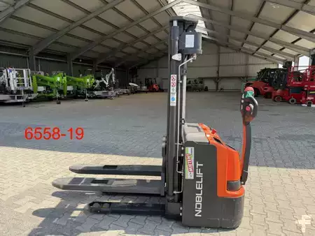 Stacker pedestre 2025  Noblelift PS 16 L (2)