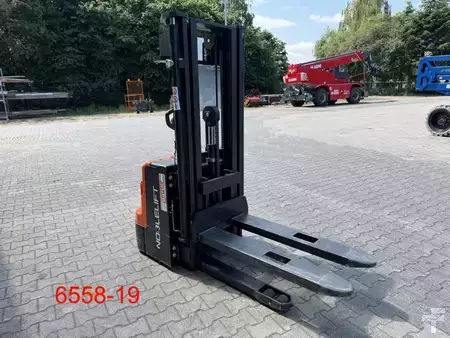 Stacker pedestre 2025  Noblelift PS 16 L (7)