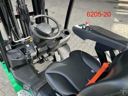Chariot 4 roues électrique 2023  HC (Hangcha) CPD 18 XD6-SI16 (8)