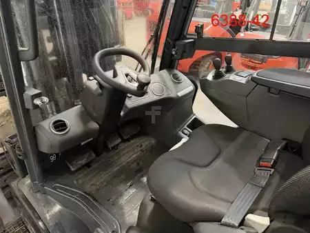 LPG heftrucks 2022  Linde H 35 T 01 (10)