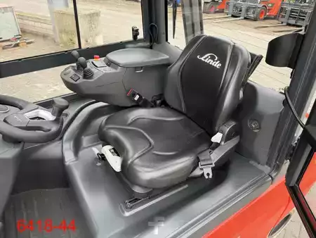 Eléctrico - 4 rodas 2023  Linde E 35 L 01 (9)