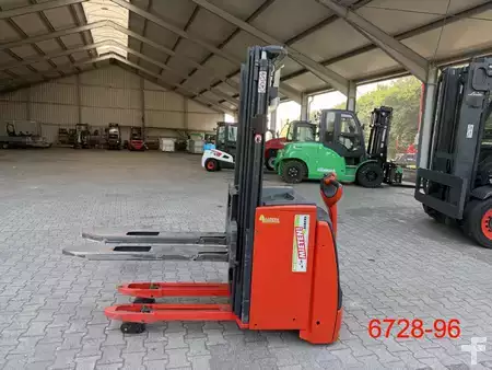 Pinontavaunu 2019  Linde L 16 i (1)