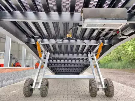 Sonstige 2026  [div] Verladerampe VR 12 / 2.5 lackiert (8)