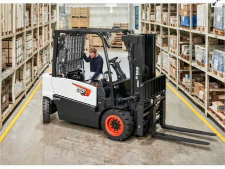 4-wiel elektrische heftrucks 2025  Bobcat B 50 X-7 (4)