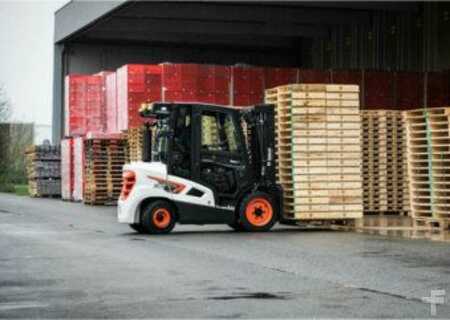 Diesel heftrucks 2025  Bobcat D 30 S 9 (2)