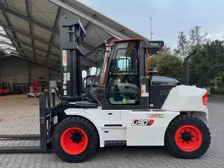 Diesel heftrucks 2026  Bobcat D 90 S 9 (2)