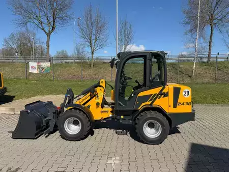 Pozostałe - Schäffer 2430-2 (1)