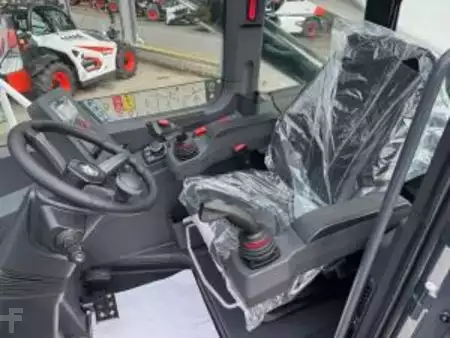 Empilhador telescópico giratório  2025  Bobcat TR 50.210 (10)