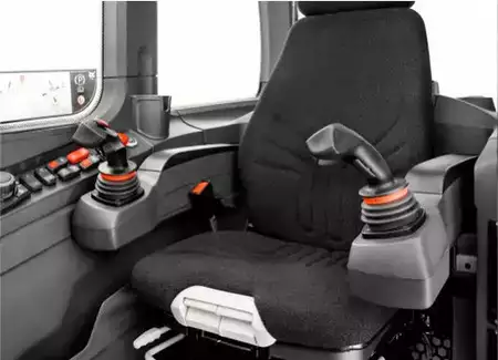 Sollevatori telescopici rotativi 2026  Bobcat TR 50.250 (3)
