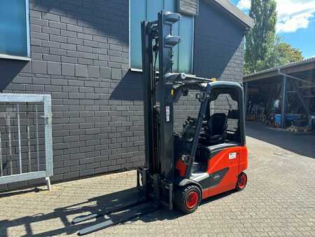 Elektro 4 Rad  Linde E20PH-02 (2)