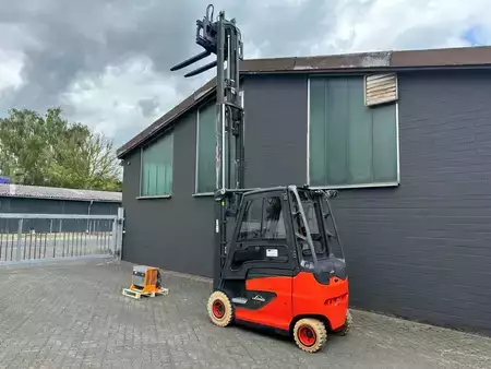 Elektro 4 Rad 2016  Linde E25H-01-600 (10)