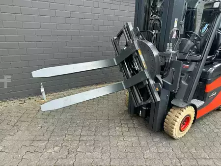 Elektro 4 Rad 2016  Linde E25H-01-600 (8)