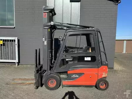Elektro 4 Rad  Linde E25L-01 (1)