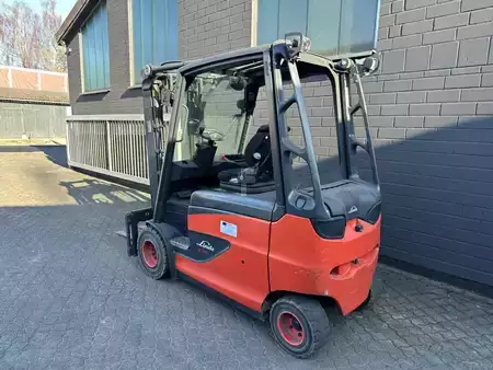 Elektro 4 Rad 2016  Linde E30HL-01/600 (2)