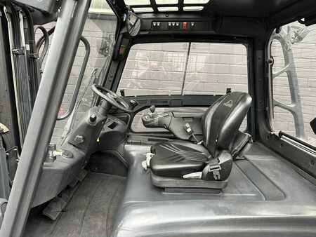 Elektro 4 Rad 2013  Linde E50HL-01-Container (4)