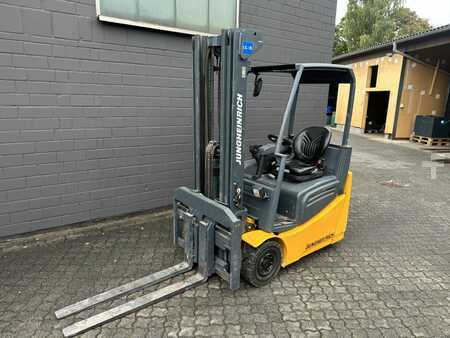 Elektromos 3 kerekű 2012  Jungheinrich EFG213 (2)