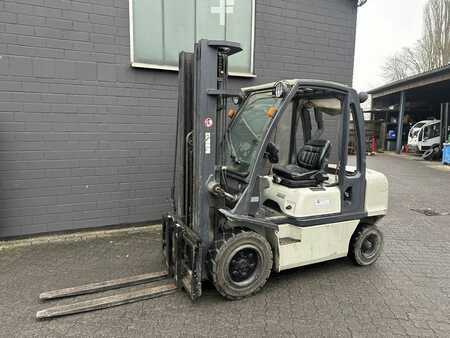Dieseltrukki 2006  Nissan YG1D2A30Q (3)
