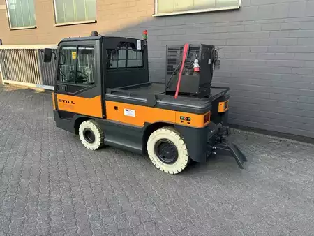 Tahač 2016  Still R 07-25 (2)