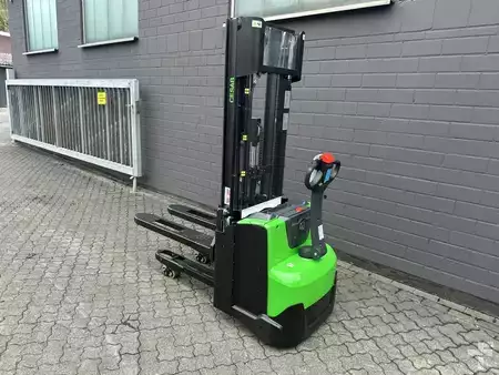 Gerbeurs 2026 Cesab S212L (2)