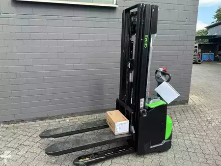 Hochhubwagen 2026  Cesab S212L (3)