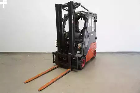 El truck - 4 hjulet 2012  Linde E 16 P 386 (1)