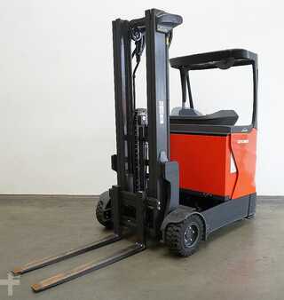 Schubmaststapler 2016  Linde R 16 G 1120 (2)