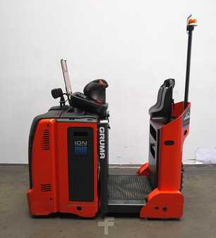 Chariots tracteurs 2019  Linde P 30 C 1190 (4)