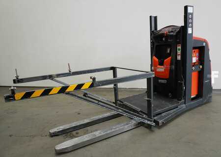 Plocktruckar vertikal 2017  Linde V 10 5212 (2)