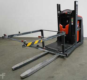 Plocktruckar vertikal 2017  Linde V 10 5212 (2)