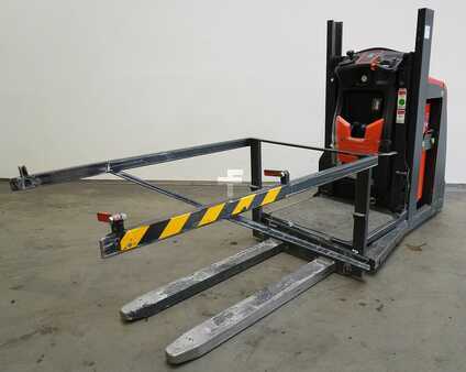Plocktruckar vertikal 2017  Linde V 10 5212 (2)