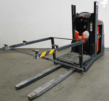Plocktruckar vertikal 2017  Linde V 10 5212 (2)