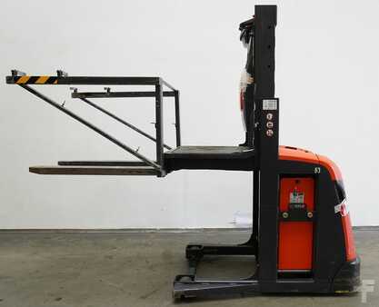 Plocktruckar vertikal 2017  Linde V 10 5212 (4)