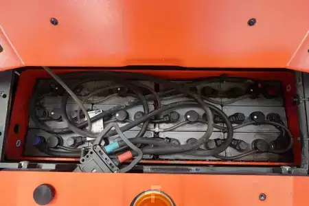 Preparador de pedidos vertical 2019  Linde V 10-02 5212 (5)