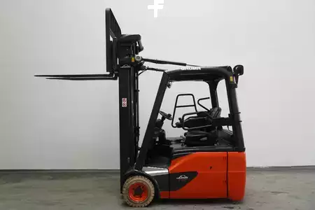 Elektryczne 3-kołowe 2019  Linde E 16 EVO 386-02 (5)