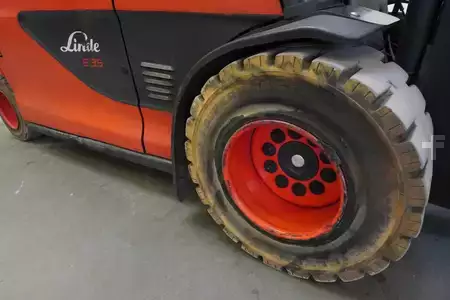 Elektro 4 Rad 2017  Linde E 35 HL 387 (8)
