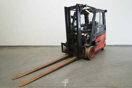 Elektromos 4 kerekű 2017  Linde E 40/600 HL 388 (1)