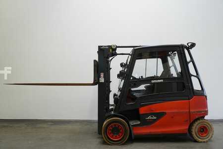 Elektromos 4 kerekű 2017  Linde E 40/600 HL 388 (4)