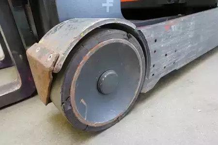 Chariots à mât rétractable 2014  Linde R 16 HD 1120 (7)