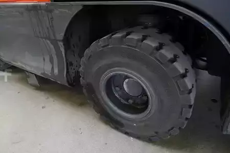 Rebocador 2015  Linde P 250 127-05 (7)