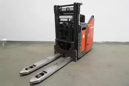 Apilador eléctrico 2018  Linde D 12 SP 133 (2)