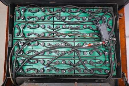 Vontató 2003  Still R07-25 (5)