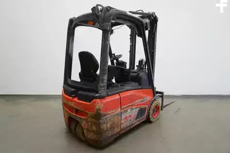 Elektrisk- 3 hjul 2008  Linde E 16 C 386 (2)