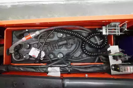 Elektryczne 3-kołowe 2017  Linde E 10 334 (5)