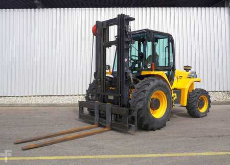 Diesel heftrucks 2011  JCB 940-4 (1)