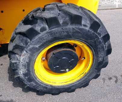 Diesel heftrucks 2011  JCB 940-4 (6)